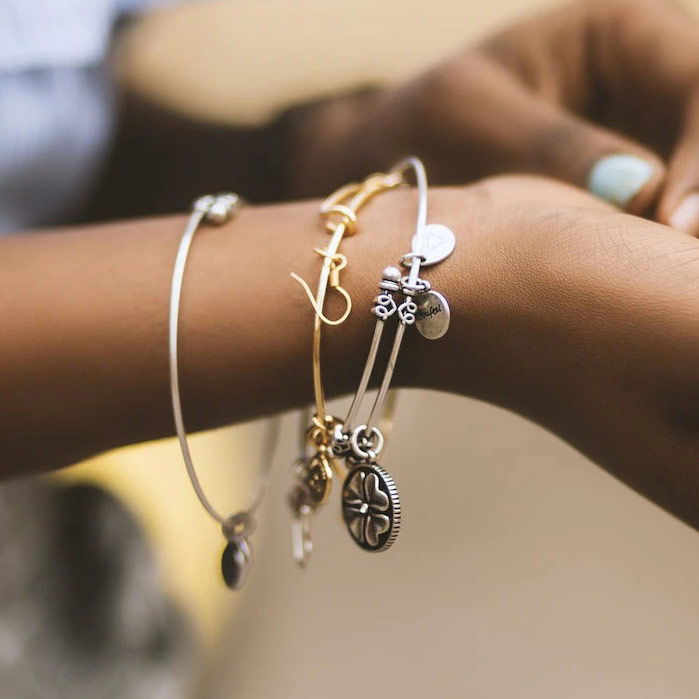 mobile desktop jewelry